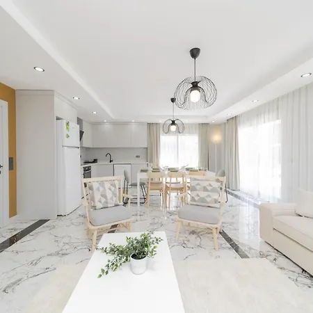 Flat W Pool And Balcony 10 Min To Beach In Serik Belek
