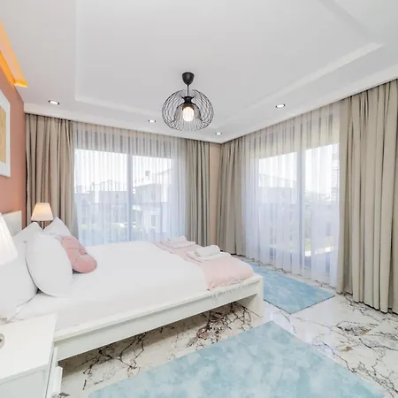 Apartment Flat W Pool And Balcony 10 Min To Beach In Serik